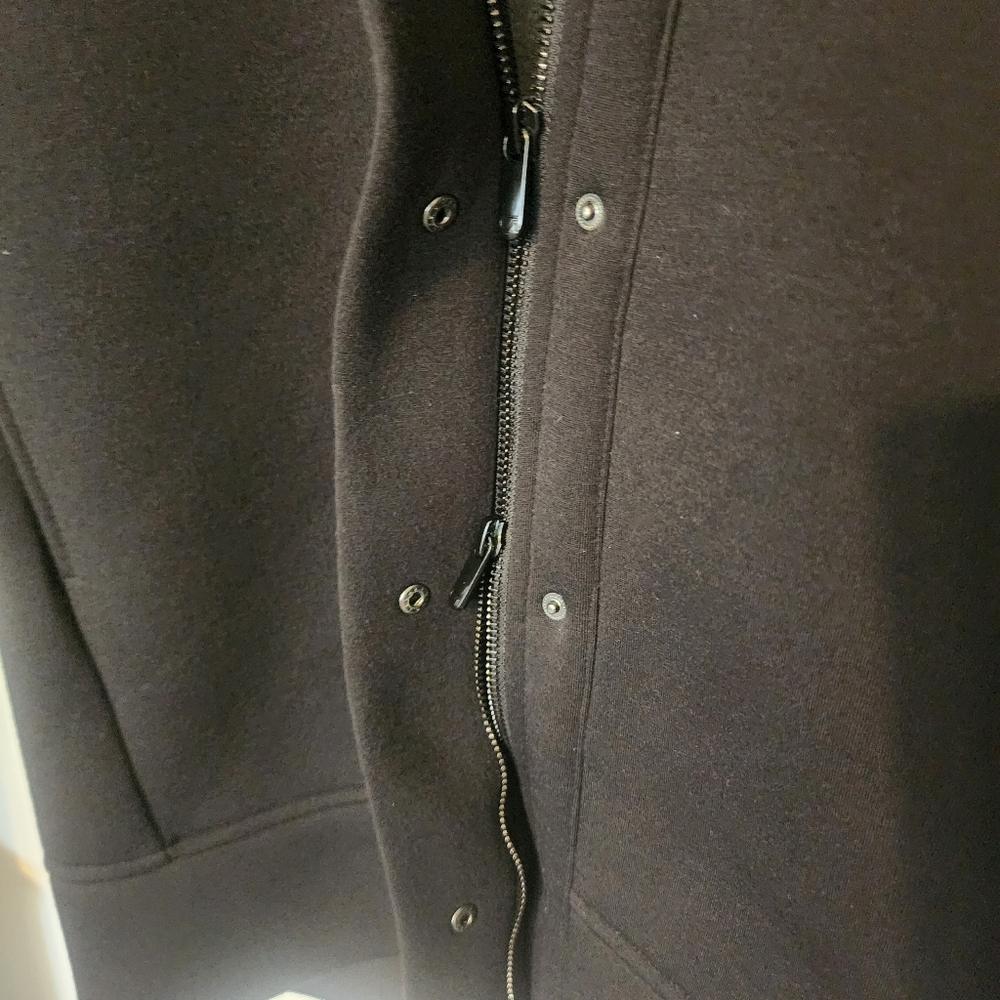GapFit Jacket Sweater - Picture 15 of 16